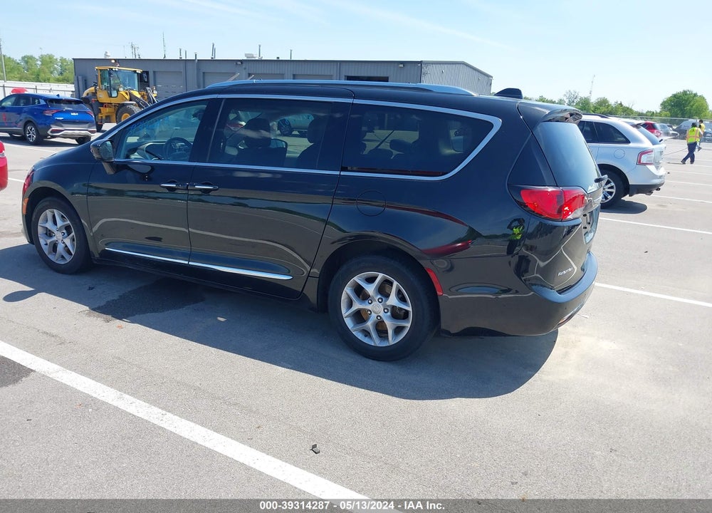 2017 CHRYSLER PACIFICA TOURING L PLUS VIN: 2C4RC1EG4HR518429
