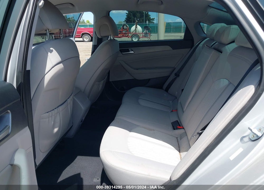 2016 HYUNDAI SONATA HYBRID SE VIN: KMHE24L15GA029053