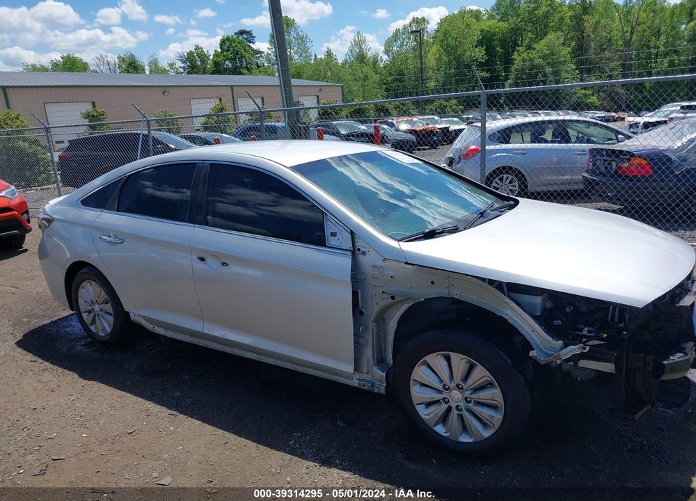 2016 HYUNDAI SONATA HYBRID SE VIN: KMHE24L15GA029053