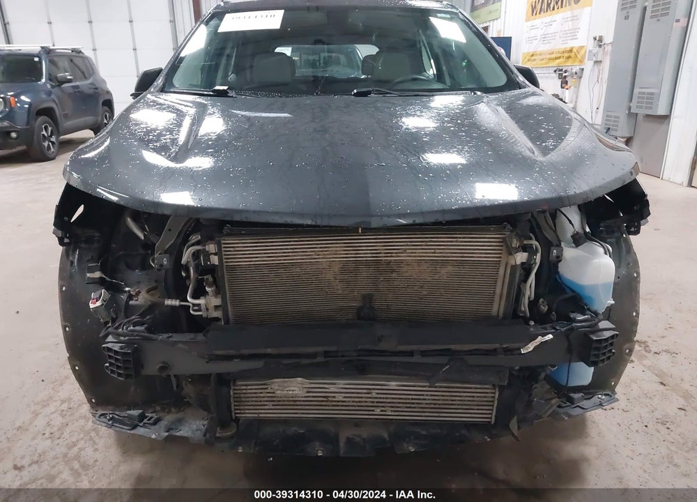 2018 CHEVROLET EQUINOX LS VIN: 2GNAXHEV1J6135958