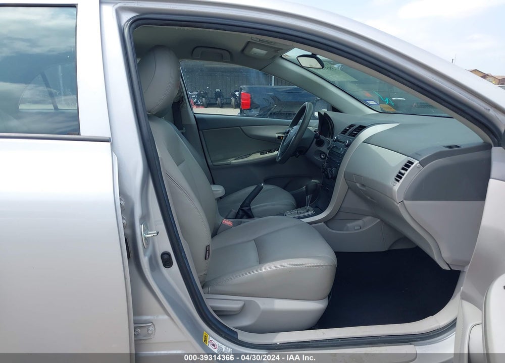 2010 TOYOTA COROLLA LE VIN: 2T1BU4EE6AC509381