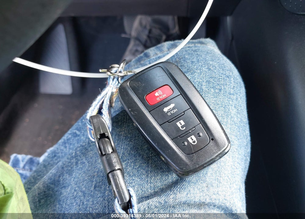 2022 TOYOTA COROLLA HYBRID LE VIN: JTDEAMDE6NJ058387