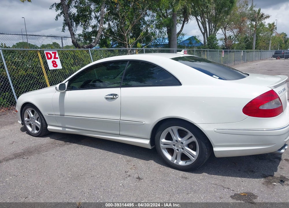 2008 MERCEDES-BENZ CLK 550 VIN: WDBTJ72H98F254416