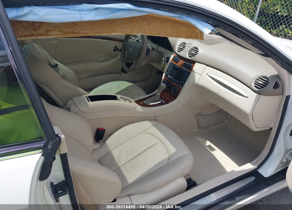 2008 MERCEDES-BENZ CLK 550 VIN: WDBTJ72H98F254416
