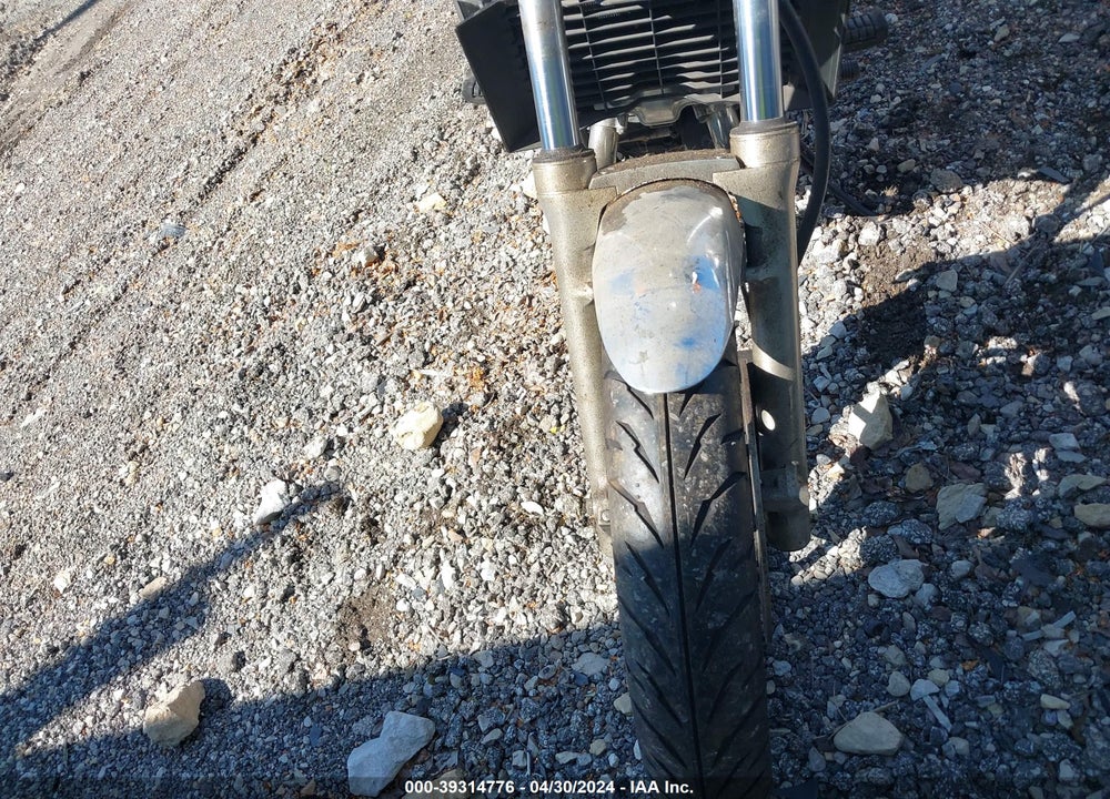 1984 HONDA VF500 C VIN: JH2PC1304EM008701