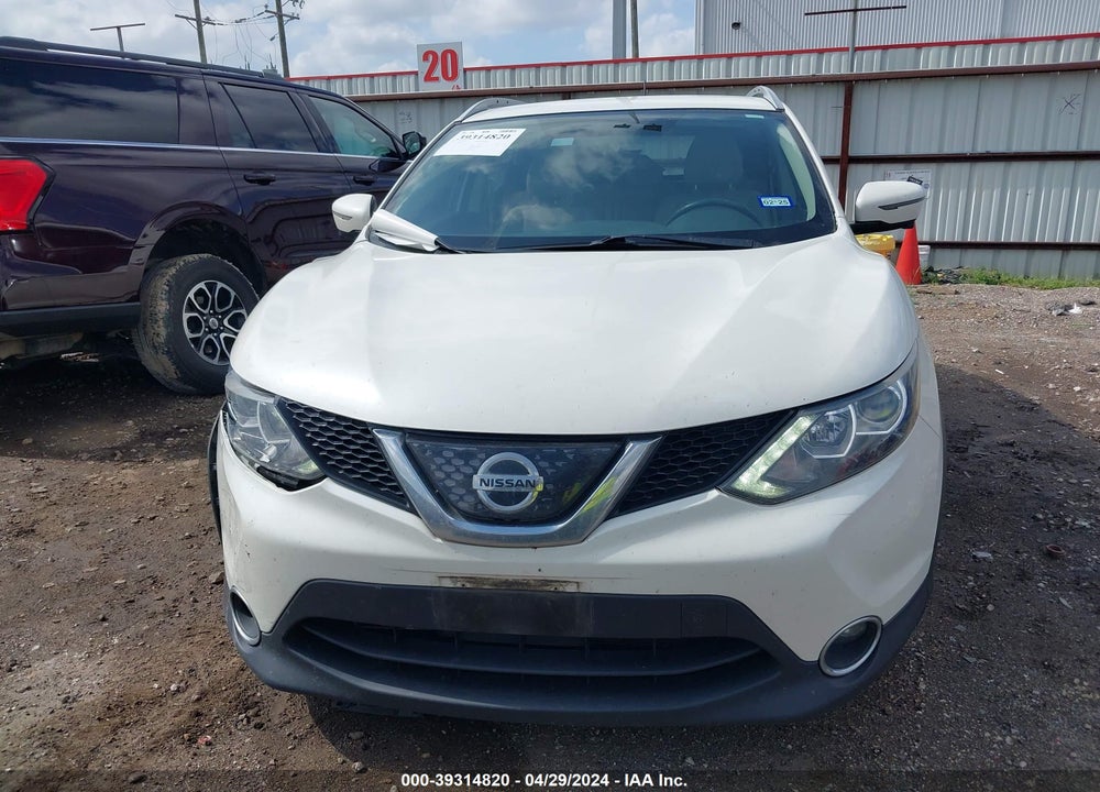 2018 NISSAN ROGUE SPORT SL VIN: JN1BJ1CP9JW182156