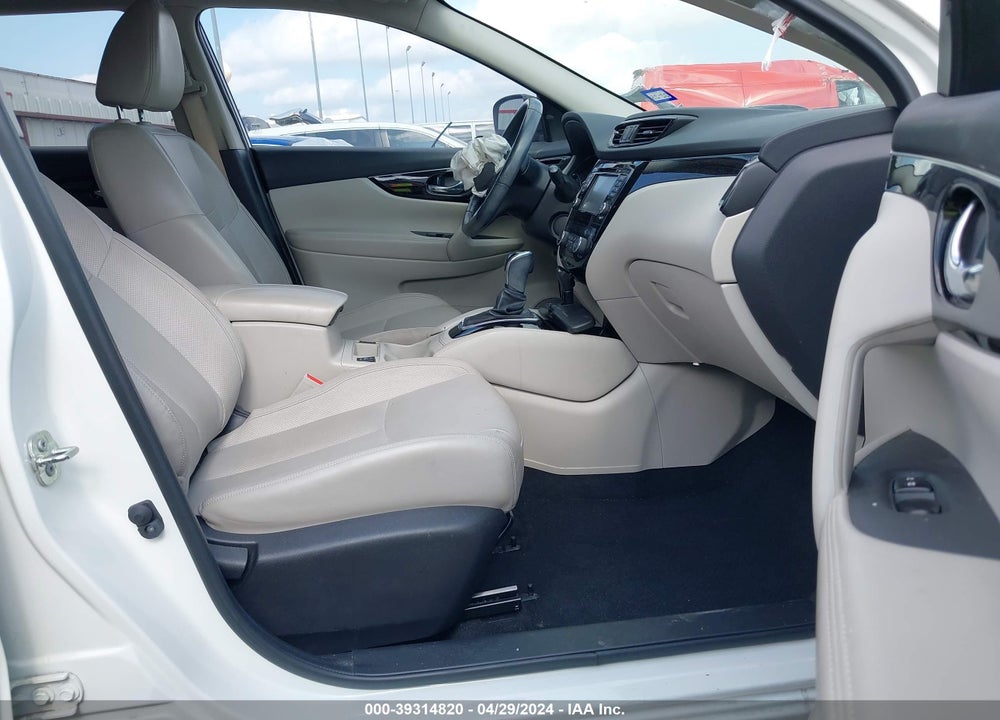 2018 NISSAN ROGUE SPORT SL VIN: JN1BJ1CP9JW182156