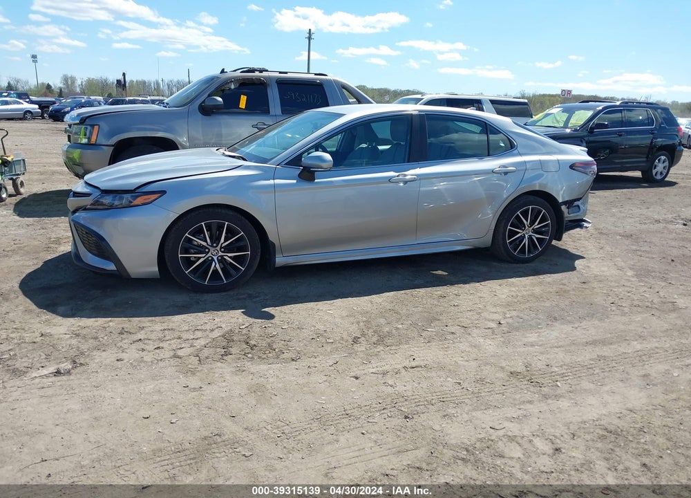 2024 TOYOTA CAMRY SE VIN: 4T1G11BK8RU118847