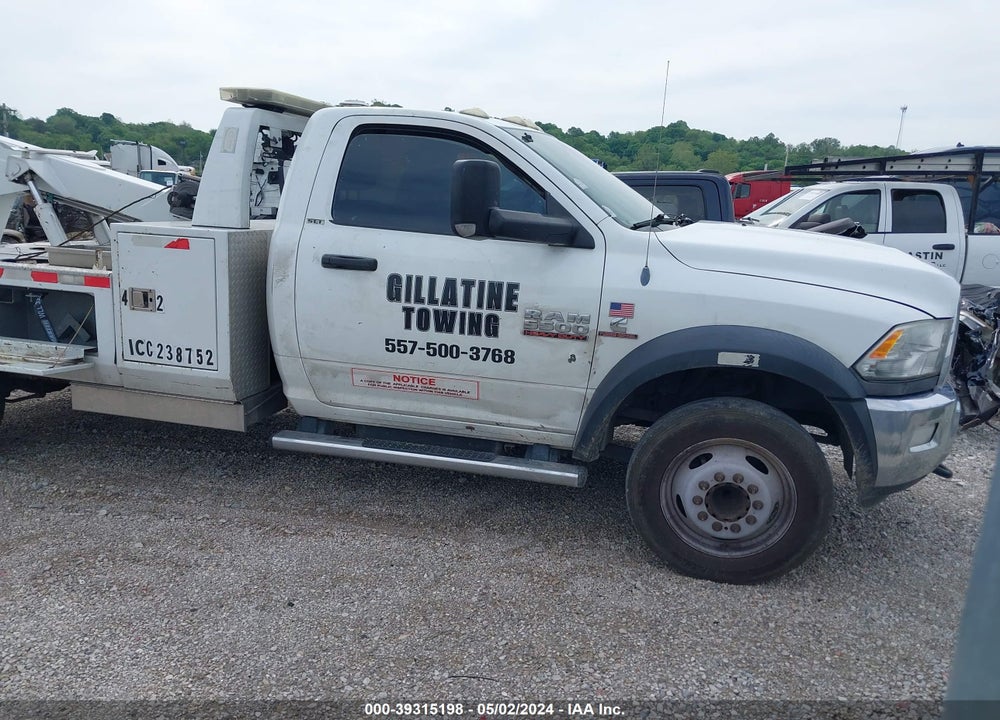 2013 RAM 5500 CHASSIS TRADESMAN/SLT VIN: 3C7WRMBL5DG538227