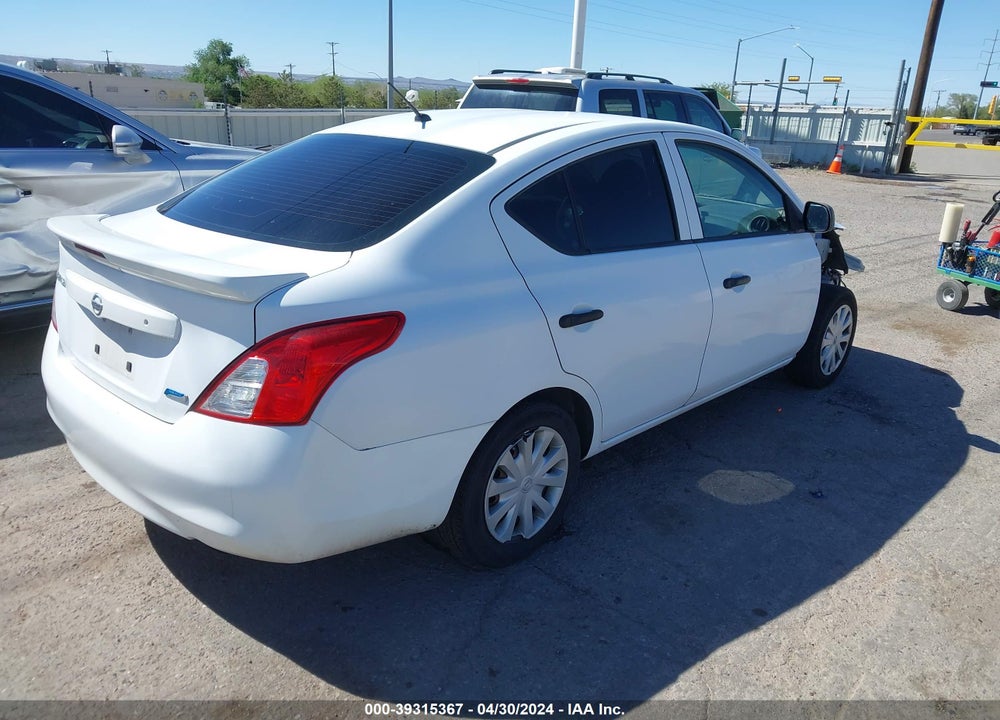 2014 NISSAN VERSA 1.6 S+ VIN: 3N1CN7AP8EL805535