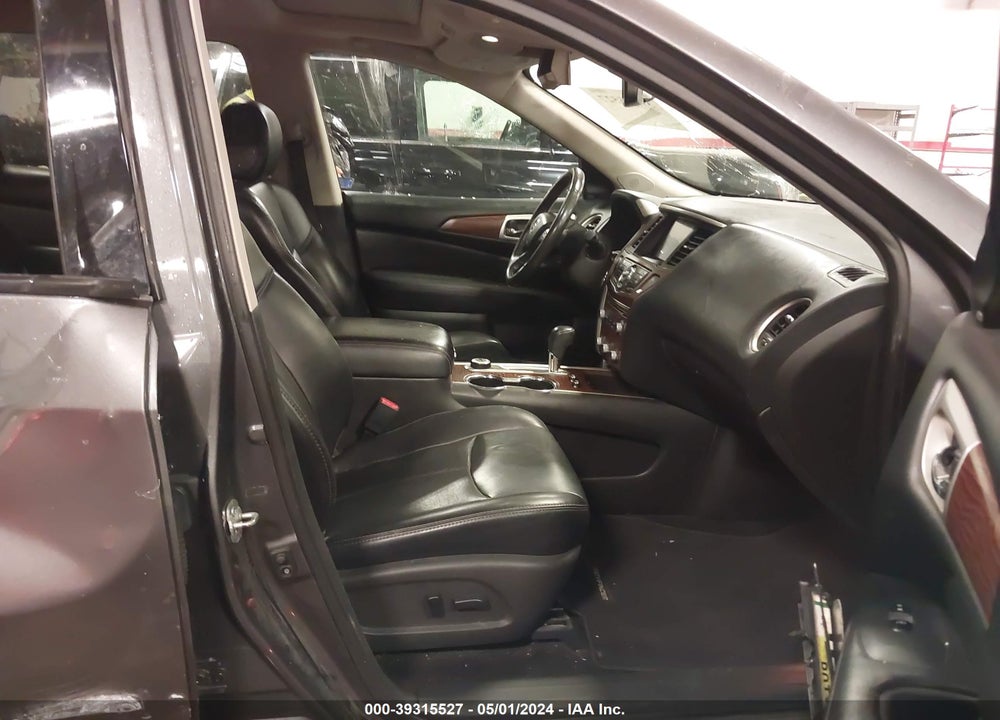 2017 NISSAN PATHFINDER PLATINUM VIN: 5N1DR2MM1HC622399
