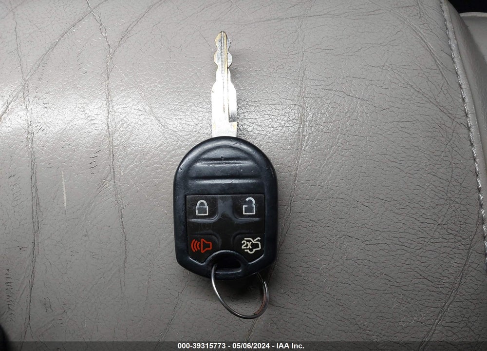 2011 FORD EXPLORER XLT VIN: 1FMHK8D88BGA78074