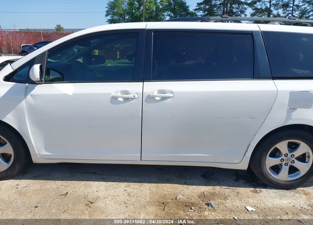 2013 TOYOTA SIENNA VIN: 5TDKK3DC1DS350829