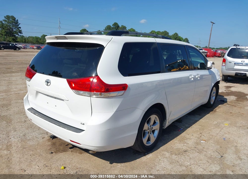 2013 TOYOTA SIENNA VIN: 5TDKK3DC1DS350829