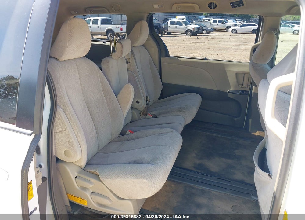 2013 TOYOTA SIENNA VIN: 5TDKK3DC1DS350829