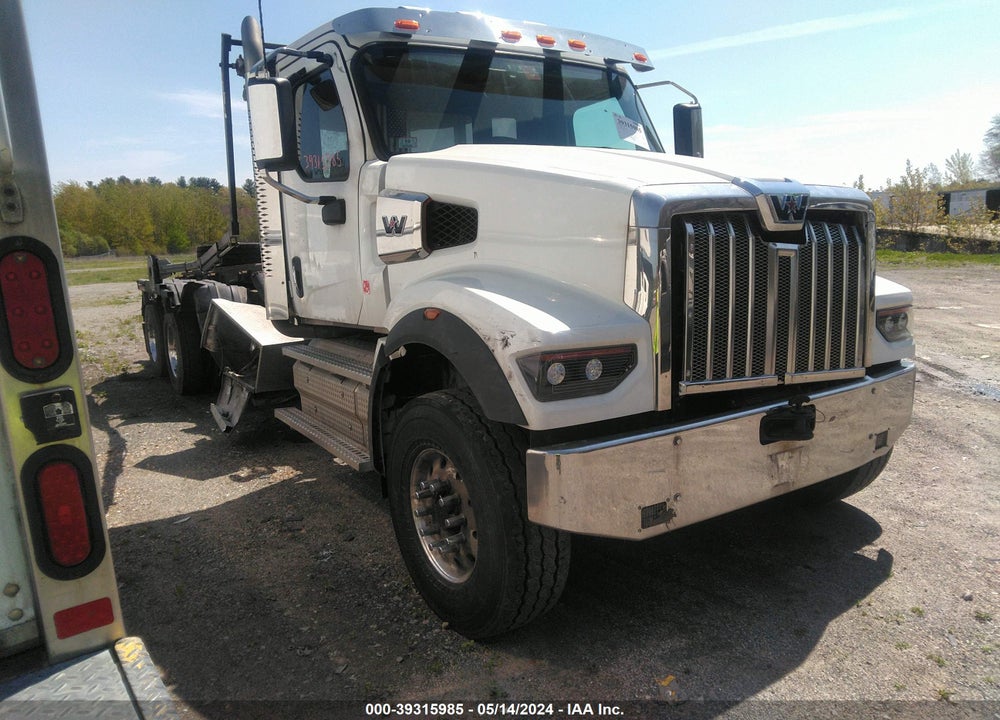 2023 WESTERN STAR 4800 SET BACK AXLE VIN: 5KKMBWD12PLNT3654