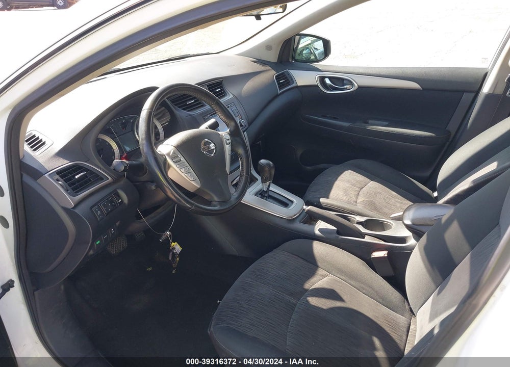 2015 NISSAN SENTRA SV VIN: 3N1AB7AP8FL694048