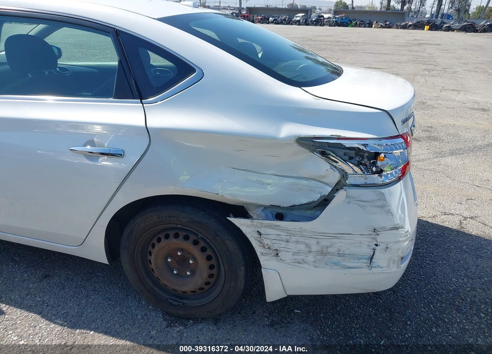 2015 NISSAN SENTRA SV VIN: 3N1AB7AP8FL694048