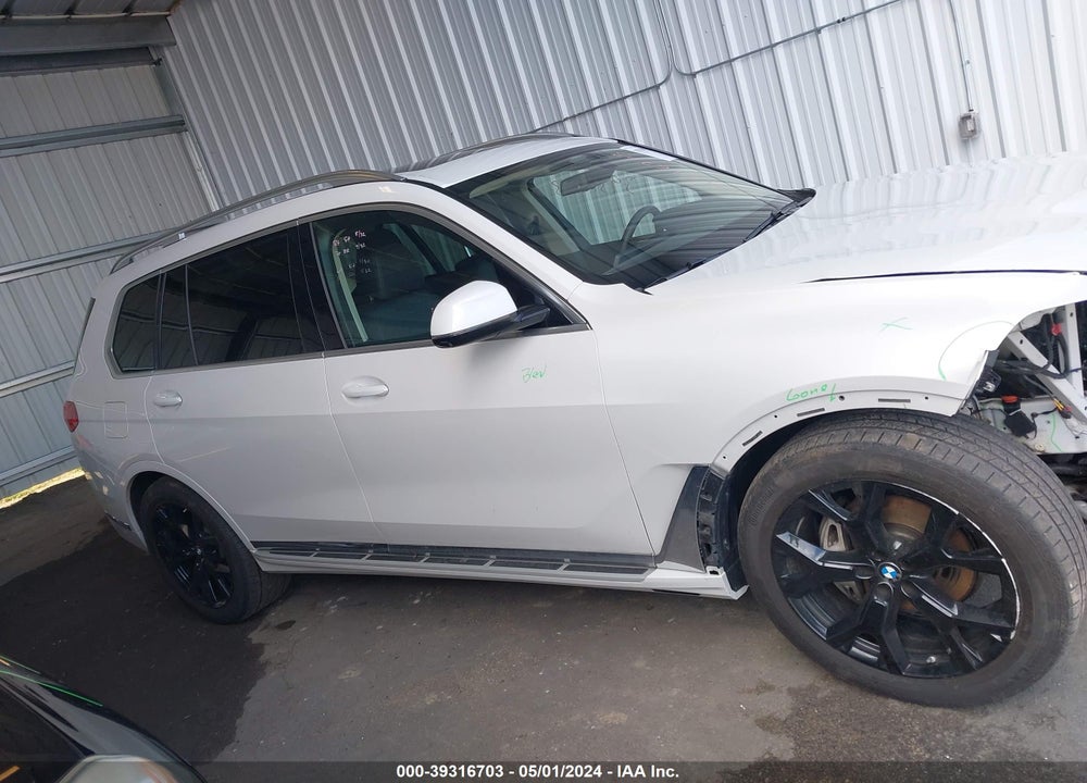 2022 BMW X7 XDRIVE40I VIN: 5UXCW2C09N9K61731