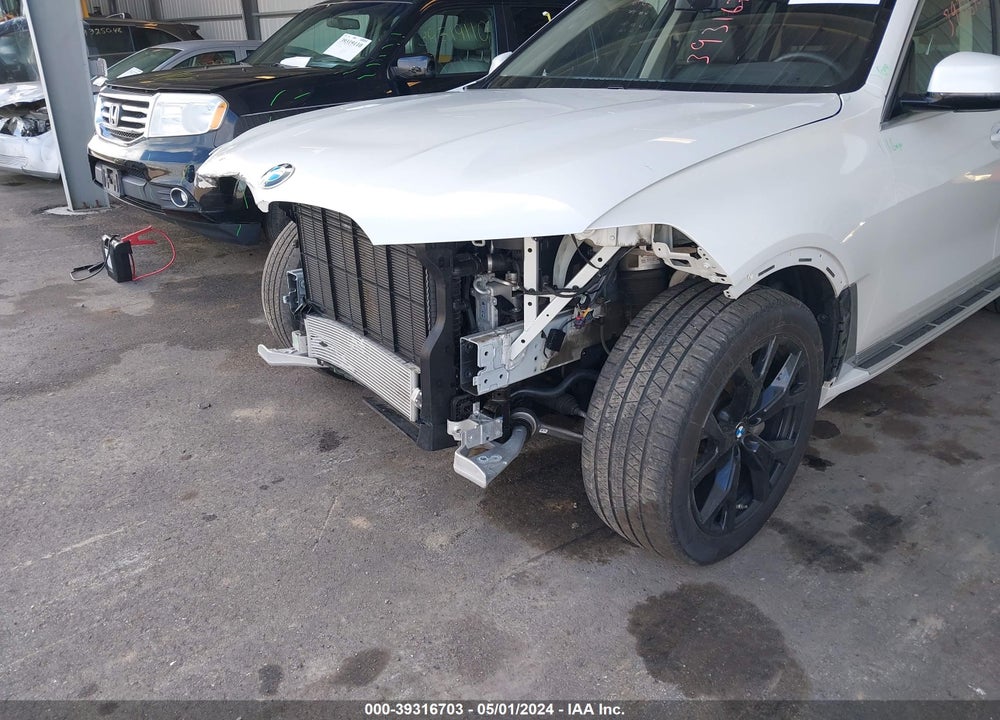 2022 BMW X7 XDRIVE40I VIN: 5UXCW2C09N9K61731