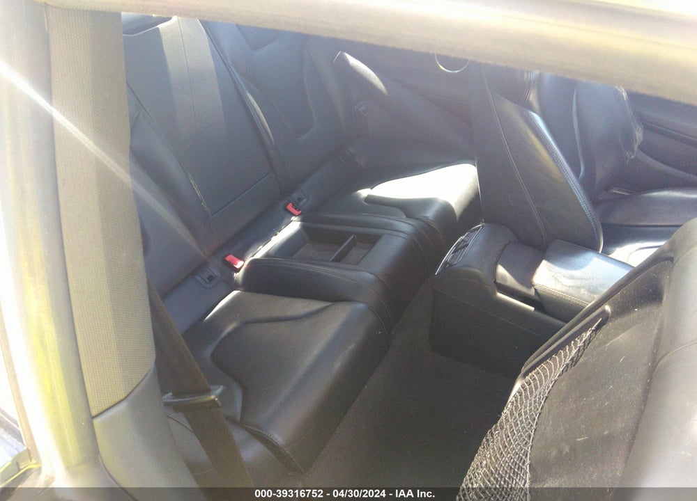 2011 AUDI S5 4.2 PREMIUM PLUS VIN: WAUVVAFR9BA048514