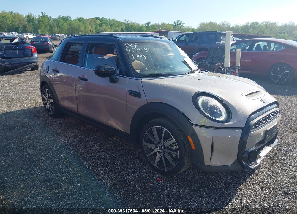 2024 MINI HARDTOP COOPER S VIN: WMW53DK05R2U41719