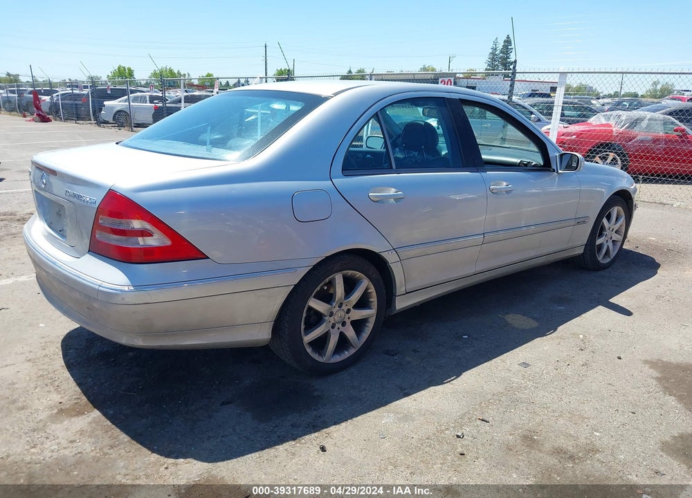 2004 MERCEDES-BENZ C 230 KOMPRESSOR SPORT/SPORT VIN: WDBRF40J04F481505
