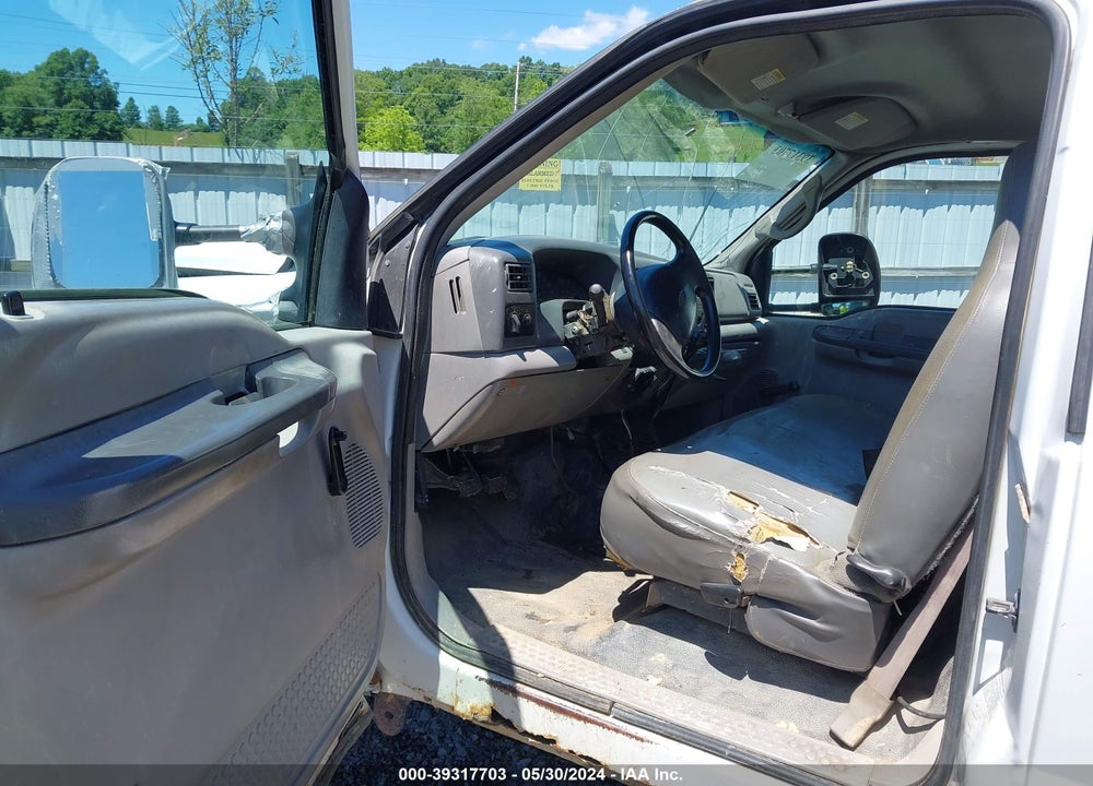 2001 FORD F-350 XL/XLT VIN: 1FDWF37F81EC28266