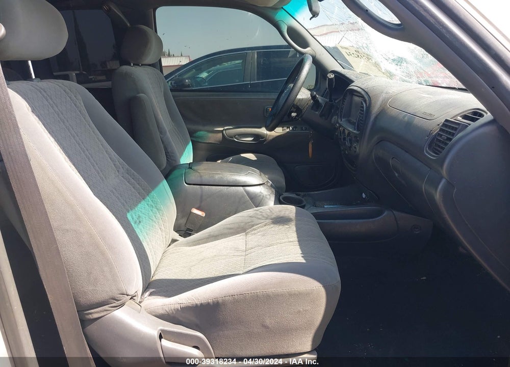 2004 TOYOTA TUNDRA SR5 V8 VIN: 5TBRT34164S454669