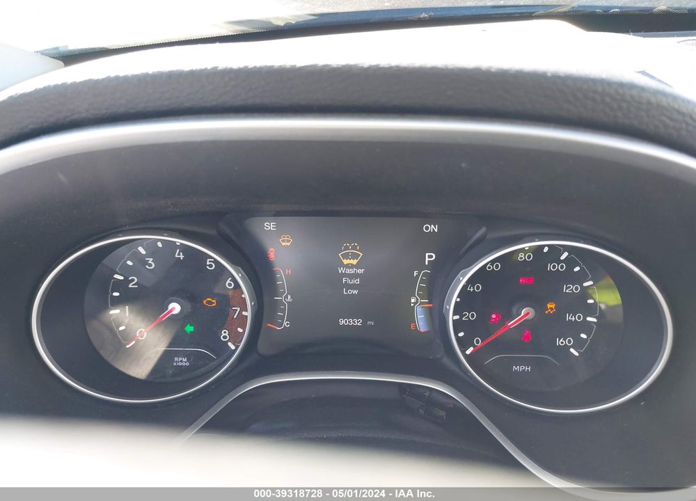2018 JEEP COMPASS LATITUDE FWD VIN: 3C4NJCBB5JT125275