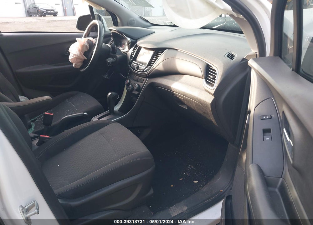 2019 CHEVROLET TRAX LS VIN: 3GNCJNSB0KL221701