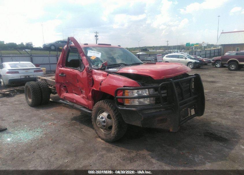 2013 CHEVROLET SILVERADO 3500HD CHASSIS WORK TRUCK VIN: 1GB3KZC86DF188740