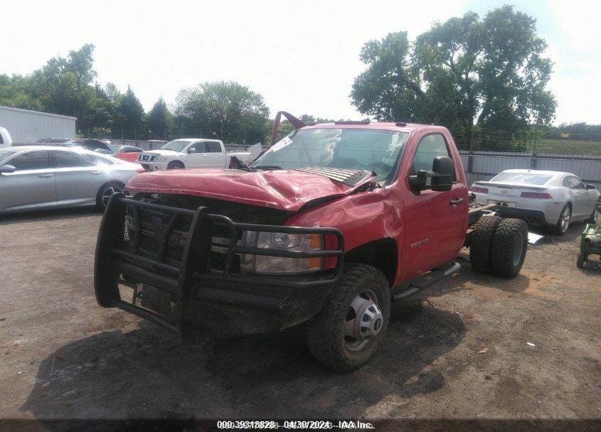 2013 CHEVROLET SILVERADO 3500HD CHASSIS WORK TRUCK VIN: 1GB3KZC86DF188740