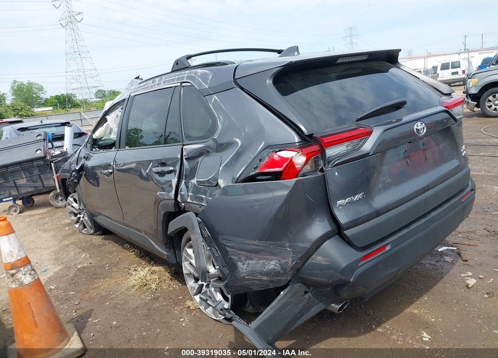 2022 TOYOTA RAV4 XLE PREMIUM VIN: 2T3A1RFV5NW298993