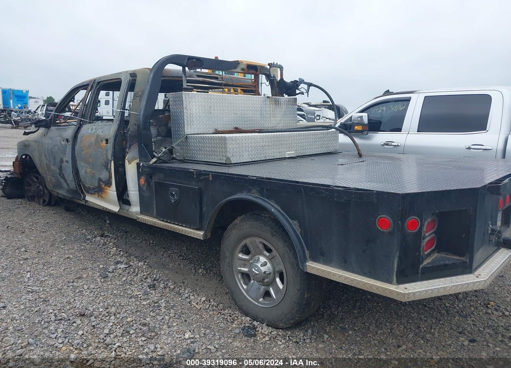 2018 RAM 3500 TRADESMAN  4X4 8' BOX VIN: 3C63R3GL9JG421689