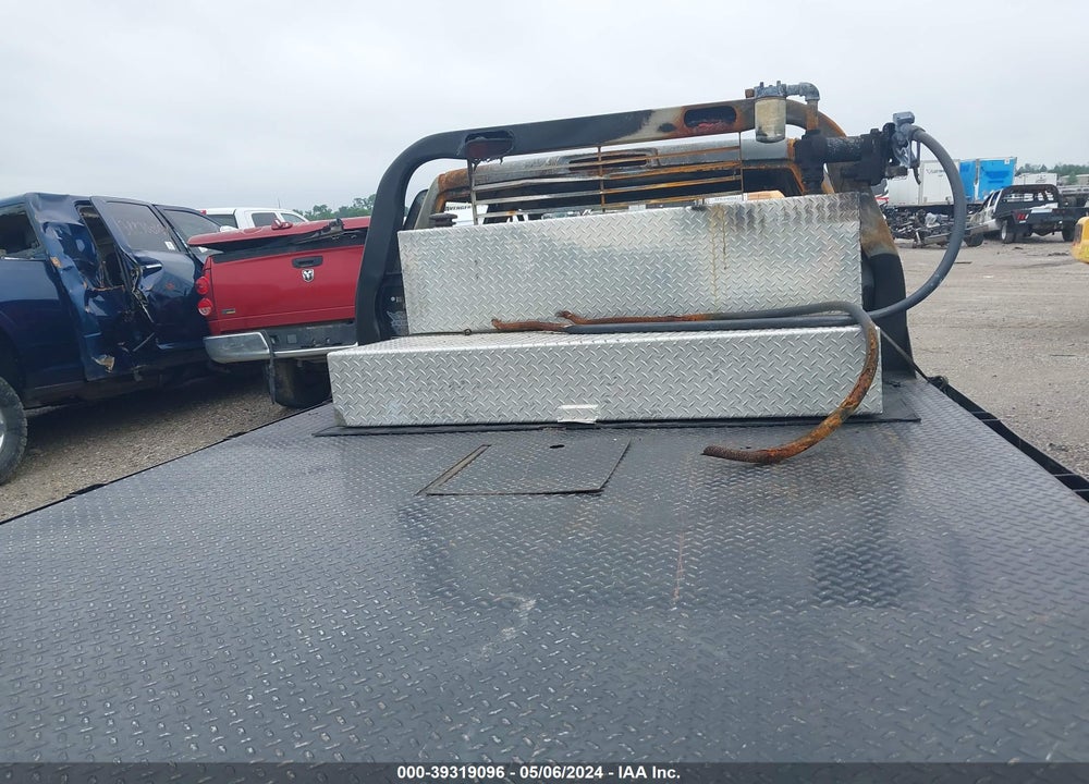 2018 RAM 3500 TRADESMAN  4X4 8' BOX VIN: 3C63R3GL9JG421689