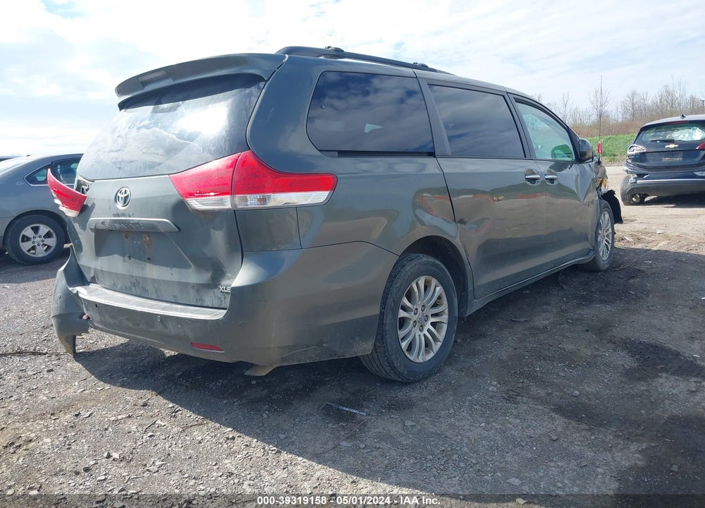 2013 TOYOTA SIENNA XLE V6 8 PASSENGER VIN: 5TDYK3DC3DS291969