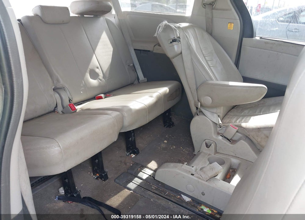 2013 TOYOTA SIENNA XLE V6 8 PASSENGER VIN: 5TDYK3DC3DS291969