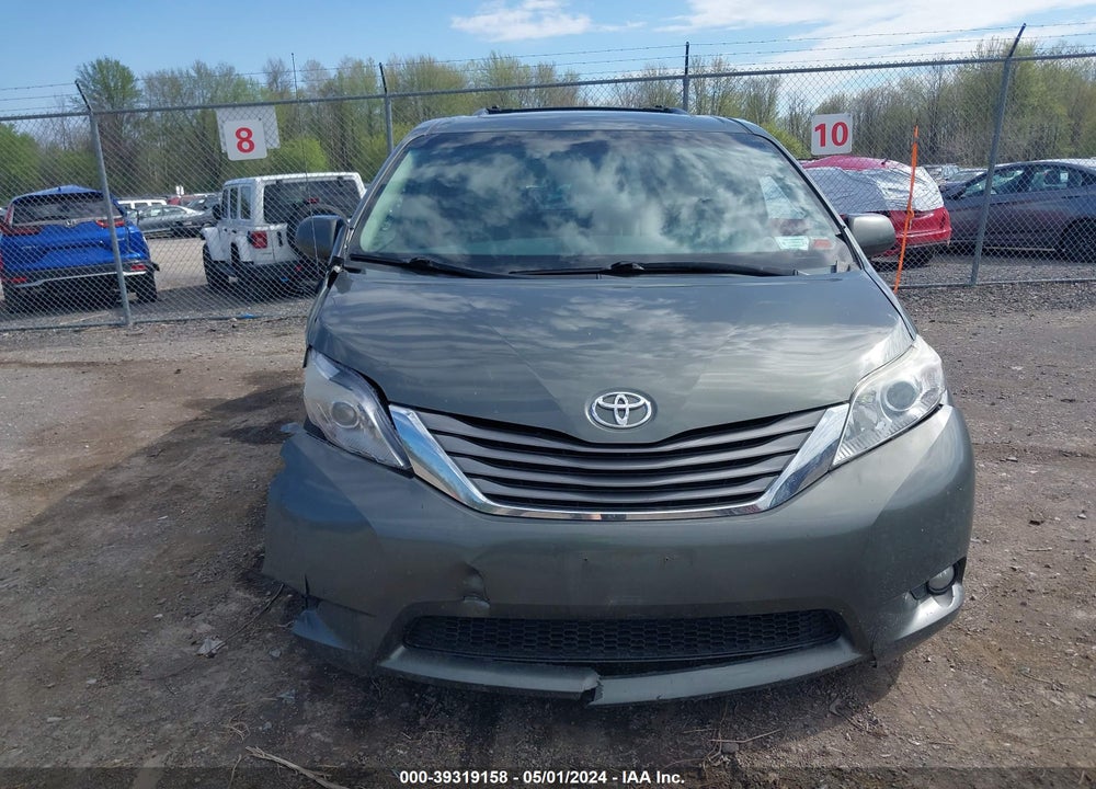 2013 TOYOTA SIENNA XLE V6 8 PASSENGER VIN: 5TDYK3DC3DS291969