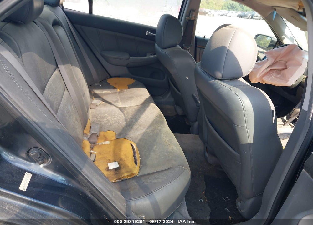 2005 HONDA ACCORD 3.0 EX VIN: 1HGCM66575A031367