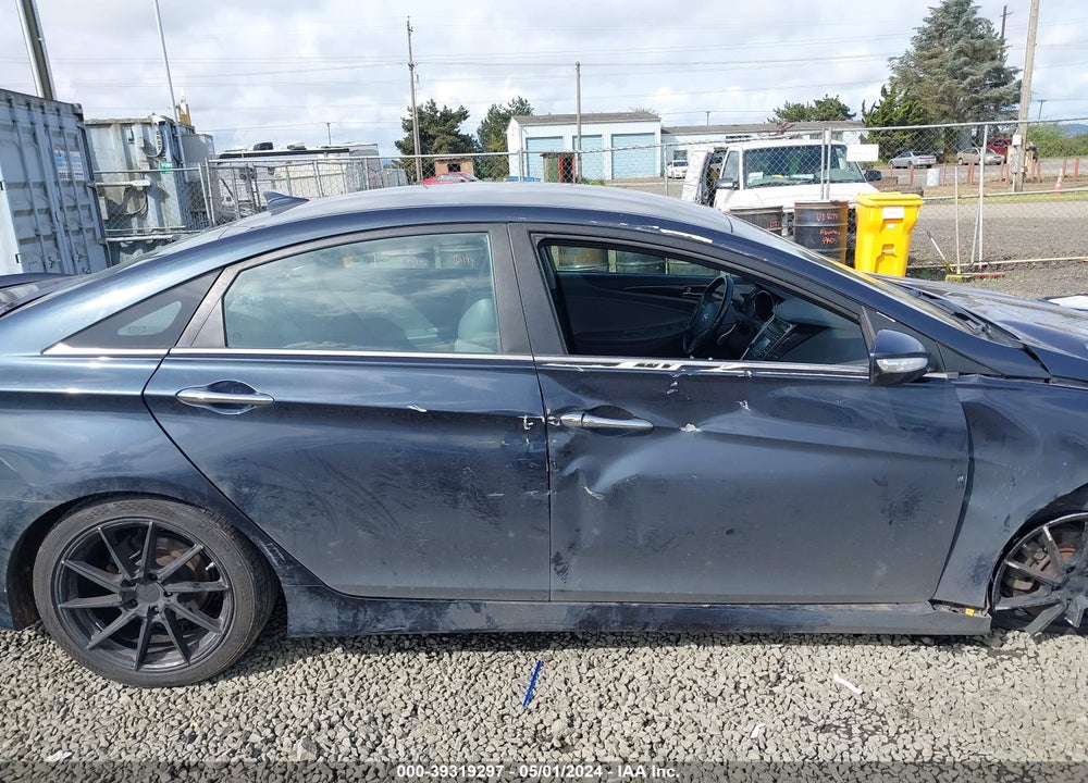 2014 HYUNDAI SONATA SE 2.0T VIN: 5NPEC4AB4EH913570