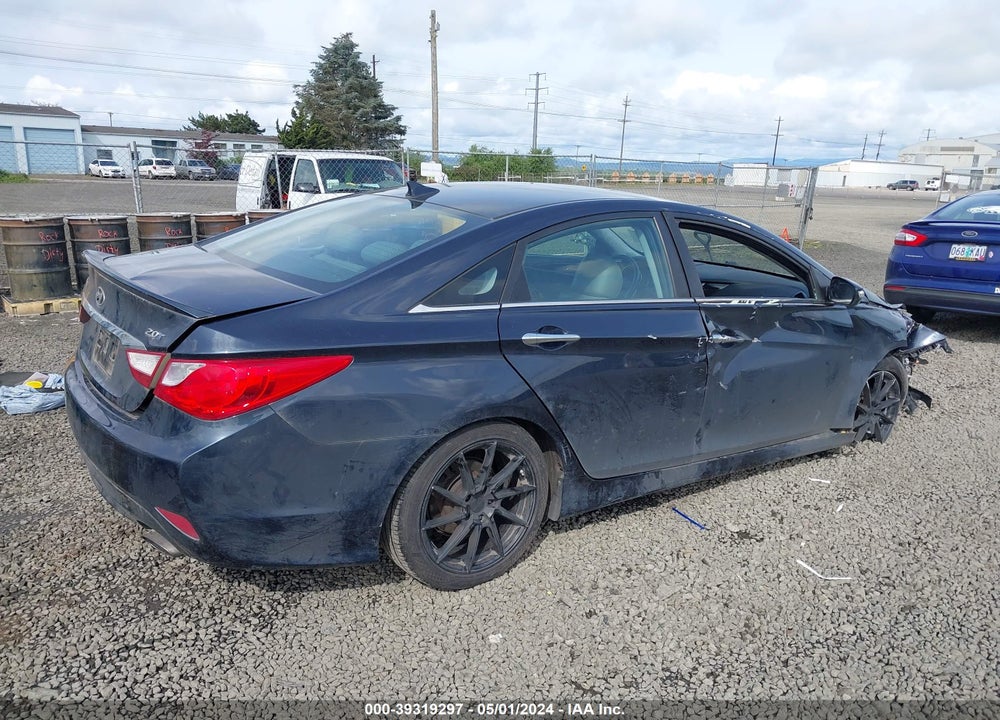 2014 HYUNDAI SONATA SE 2.0T VIN: 5NPEC4AB4EH913570