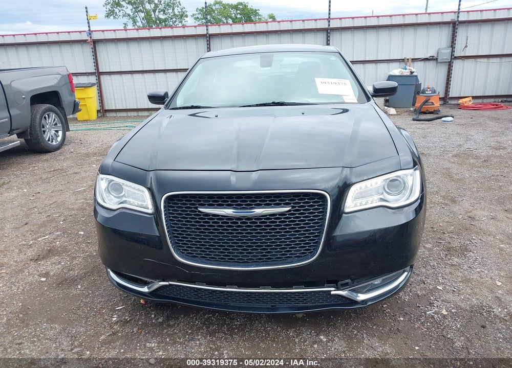 2016 CHRYSLER 300 LIMITED VIN: 2C3CCARGXGH148161