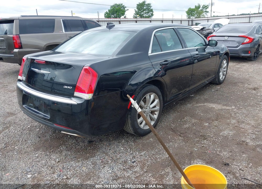 2016 CHRYSLER 300 LIMITED VIN: 2C3CCARGXGH148161