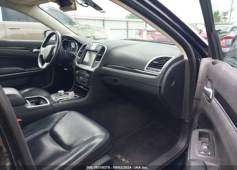 2016 CHRYSLER 300 LIMITED VIN: 2C3CCARGXGH148161