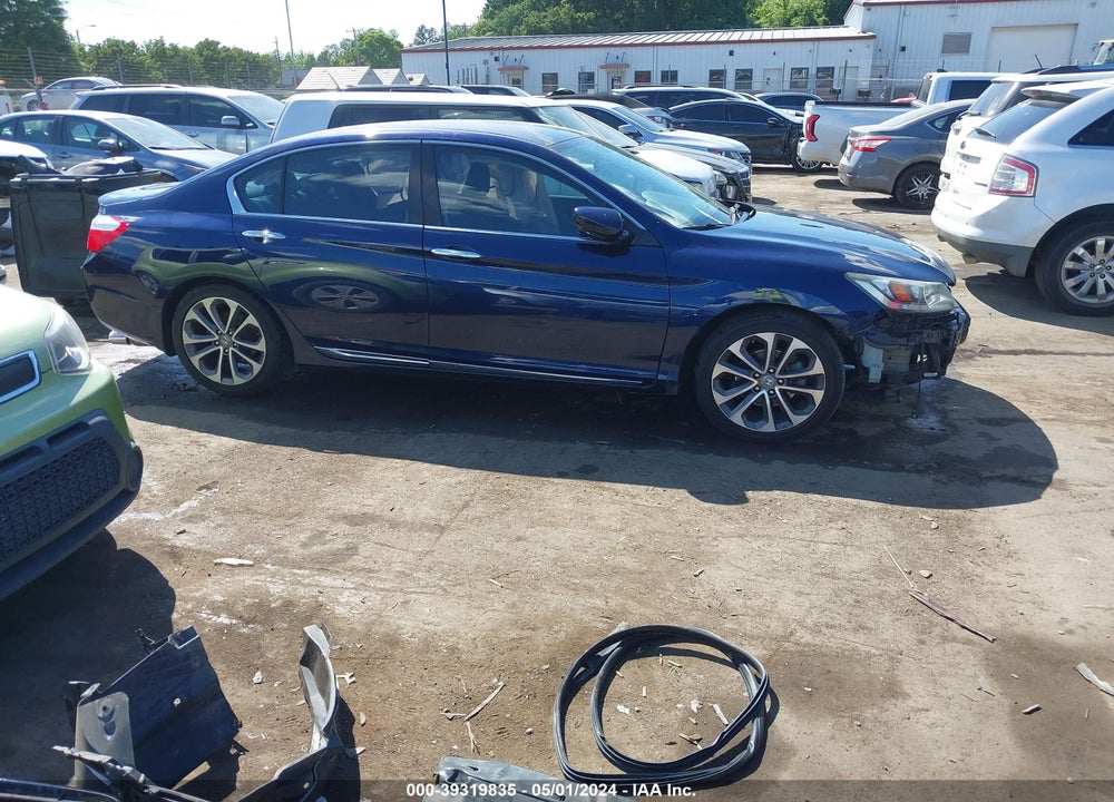 2015 HONDA ACCORD SPORT VIN: 1HGCR2F58FA112129