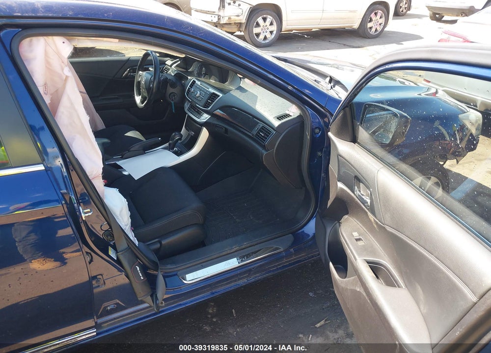 2015 HONDA ACCORD SPORT VIN: 1HGCR2F58FA112129