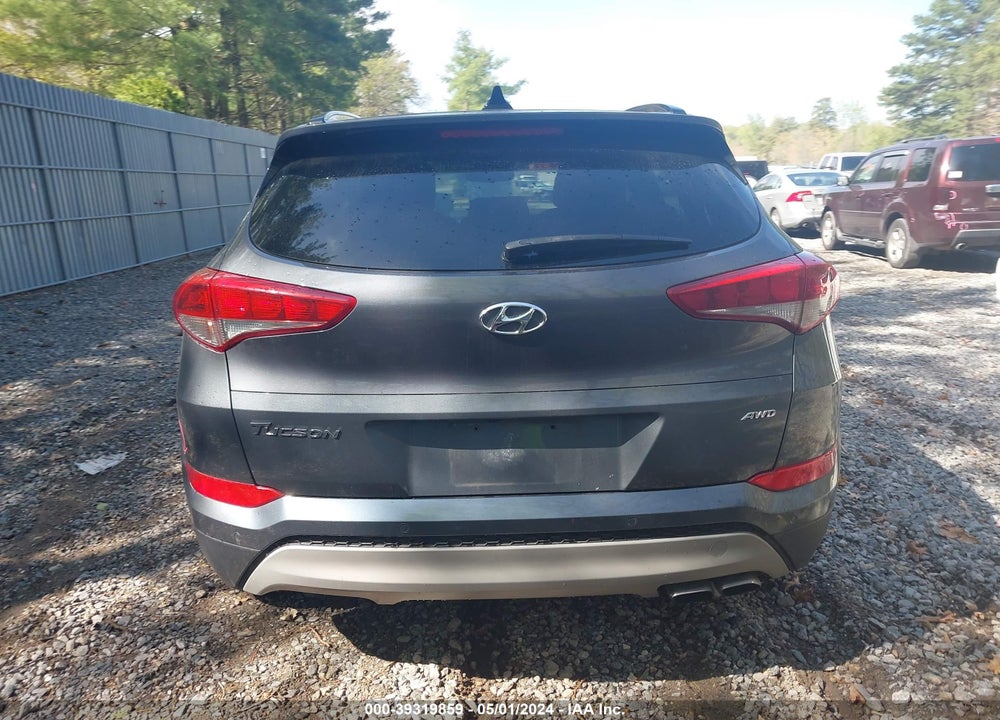 2018 HYUNDAI TUCSON VALUE VIN: KM8J3CA24JU683632