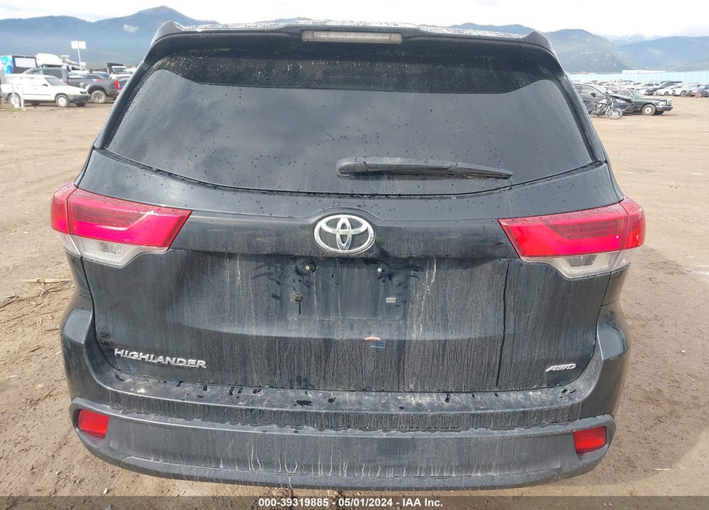 2017 TOYOTA HIGHLANDER LE VIN: 5TDBZRFH7HS376137