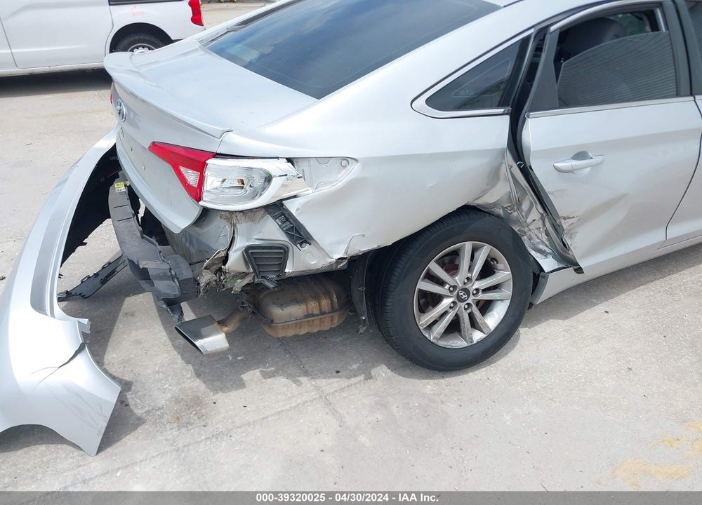 2016 HYUNDAI SONATA SE VIN: 5NPE24AF6GH366519